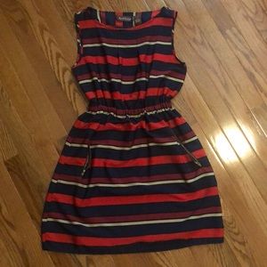 Summer sleeveless dress (with pockets!!!)